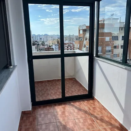 Apartment White Shell Ii *